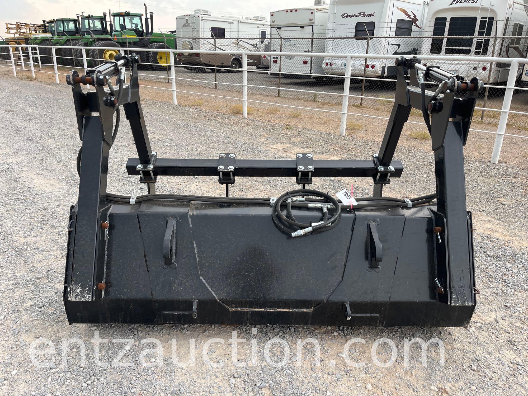7' LOADER BUCKET W/ REMOVABLE HYD. GRAPPLE,