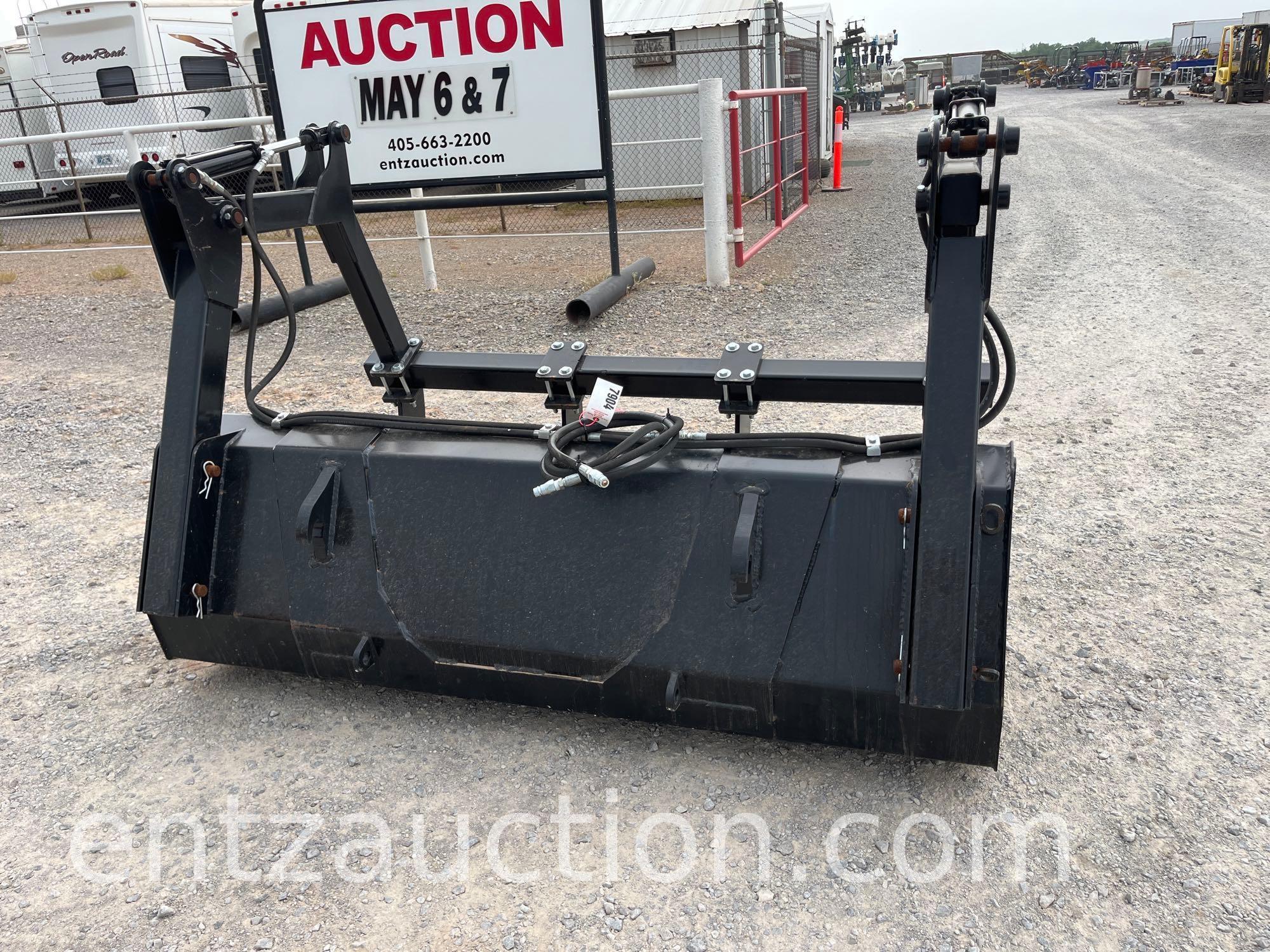 7' LOADER BUCKET W/ REMOVABLE HYD. GRAPPLE,