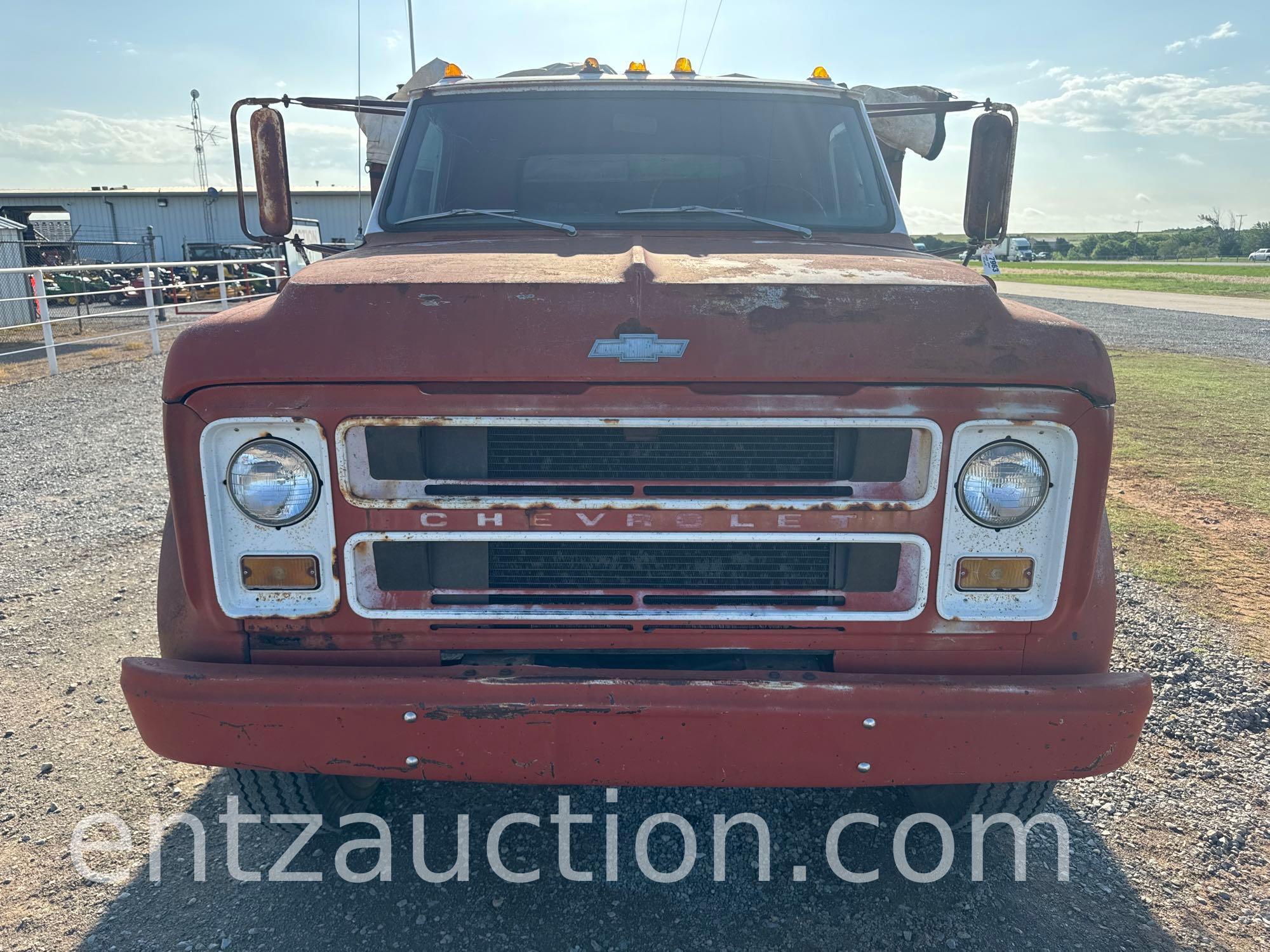 1972 CHEVY C60, V-8-366, 5/2 SPEED,