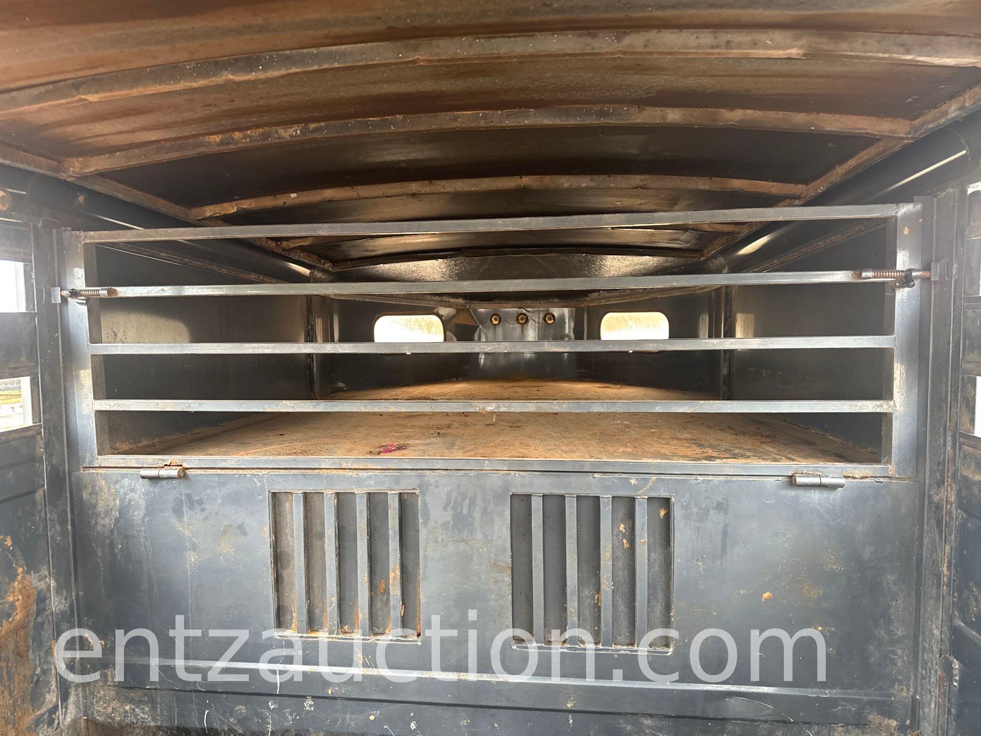 2000 TITAN GN LIVESTOCK TRAILER, 6' 8" X 24', TA,