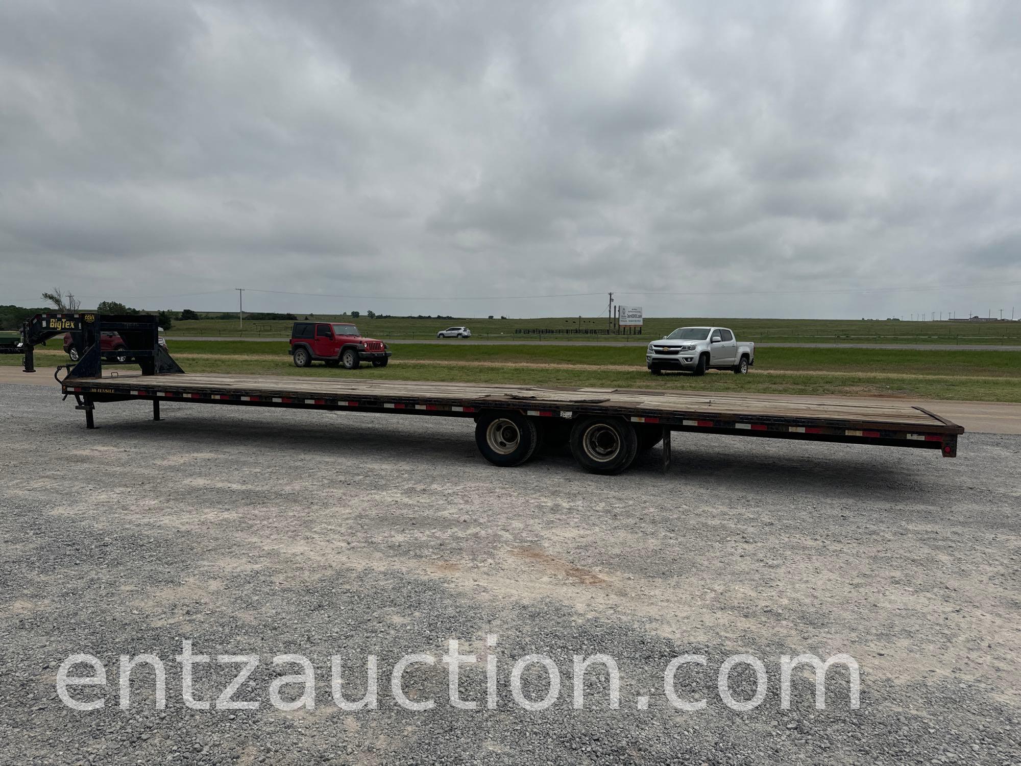 BIG TEX GN FLATBED TRAILER, 40' X 102", 10K DUAL