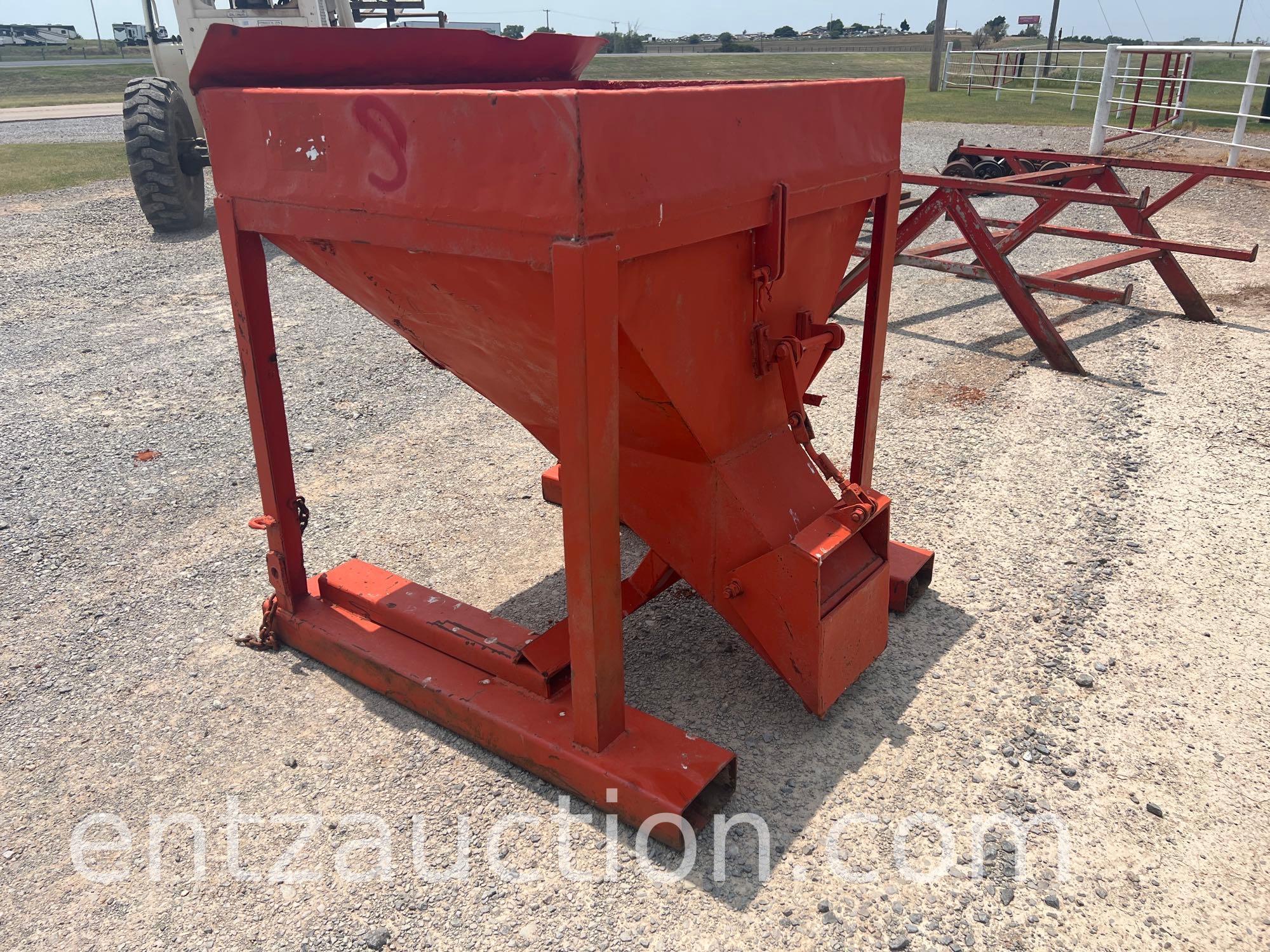 SHOPBUILT FEED HOPPER W/ FORK TUNNELS