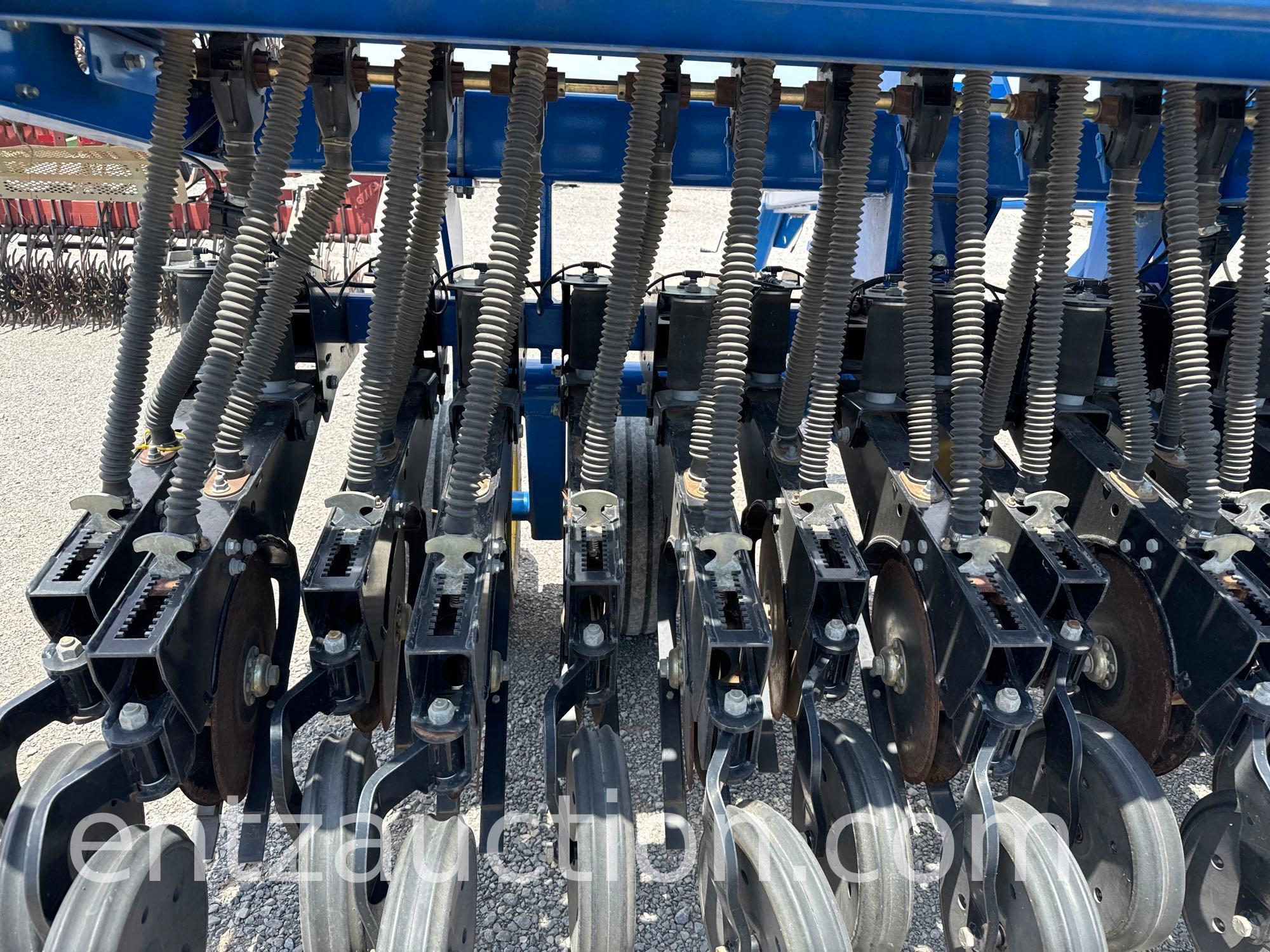 LANDOLL 5211 NO-TILL DRILL, FERTILIZER,