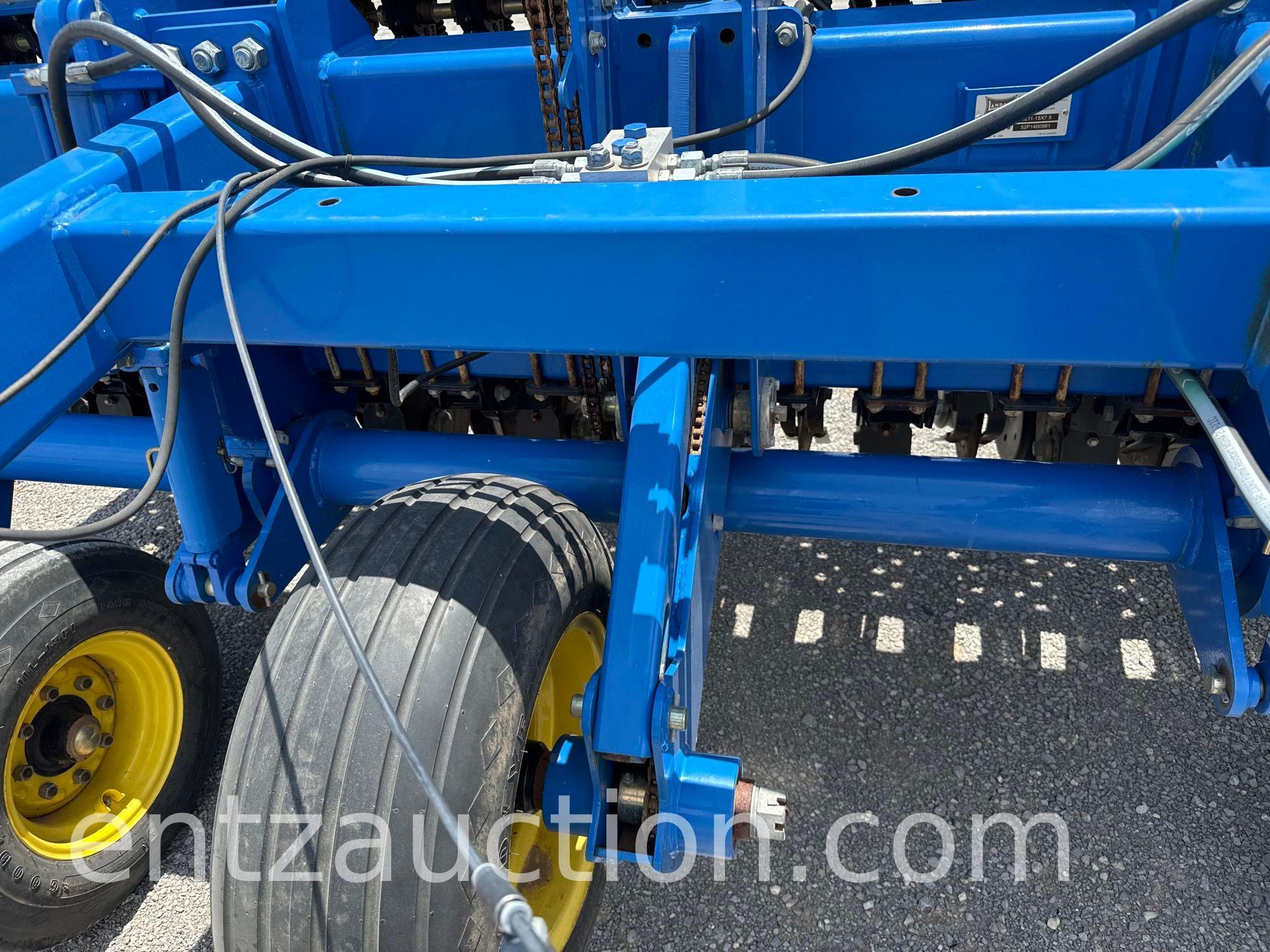 LANDOLL 5211 NO-TILL DRILL, FERTILIZER,