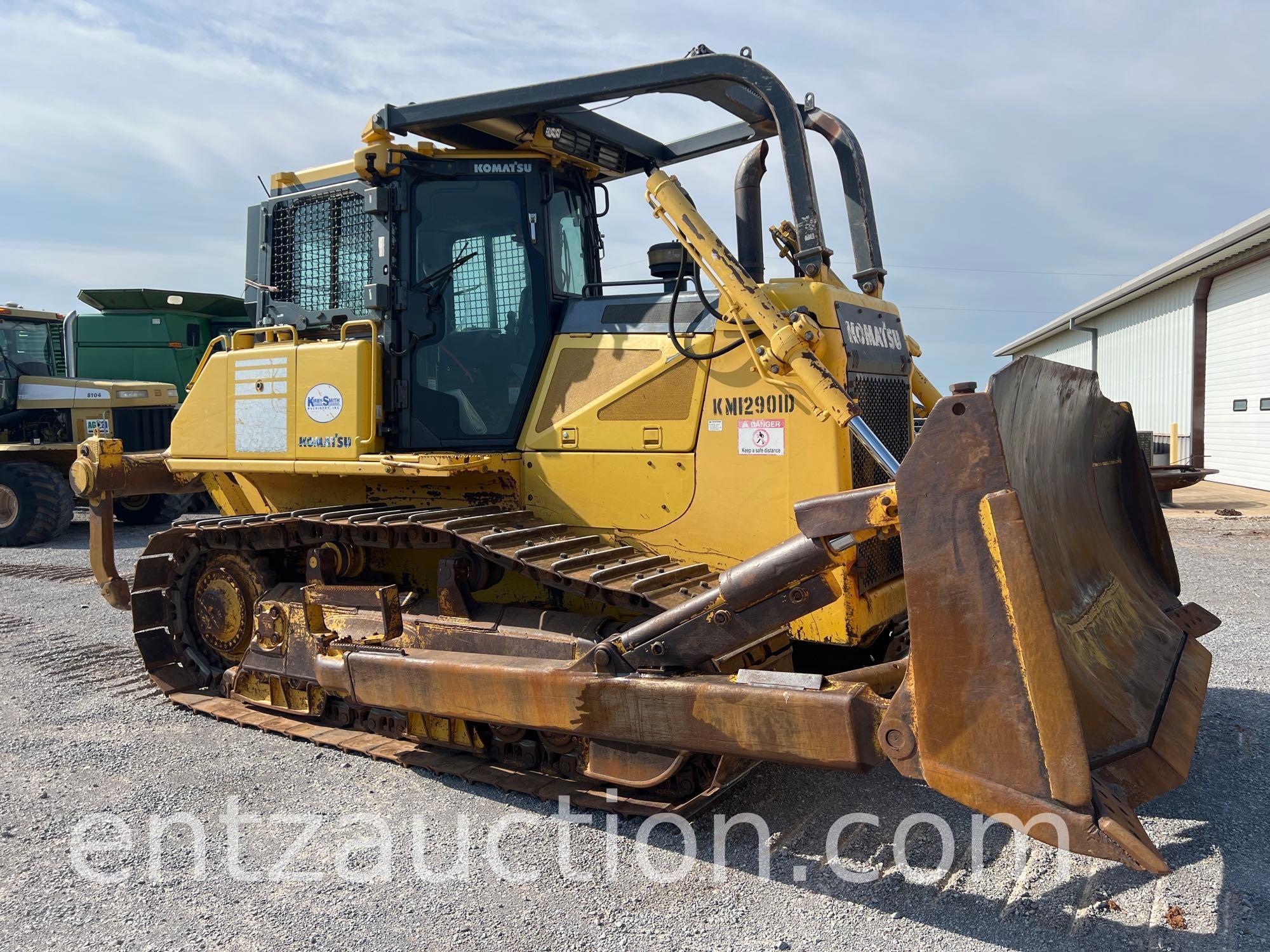 2011 KOMATSU D65-EX17 DOZER, C&A, 4 WAY BLADE,