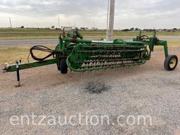 JD 700 TWIN HYD. HAY RAKE,