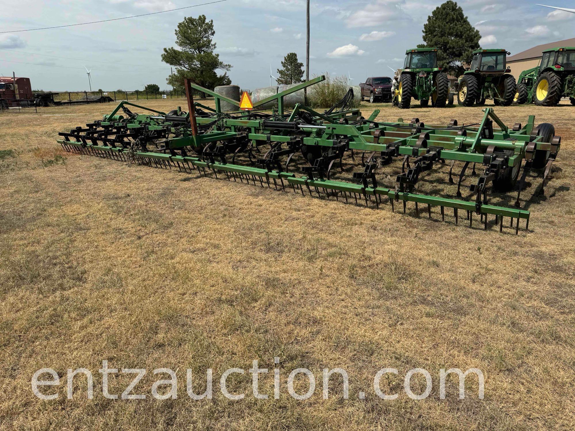 HIDDEN VALLEY FIELD CULTIVATOR, 34', DF,