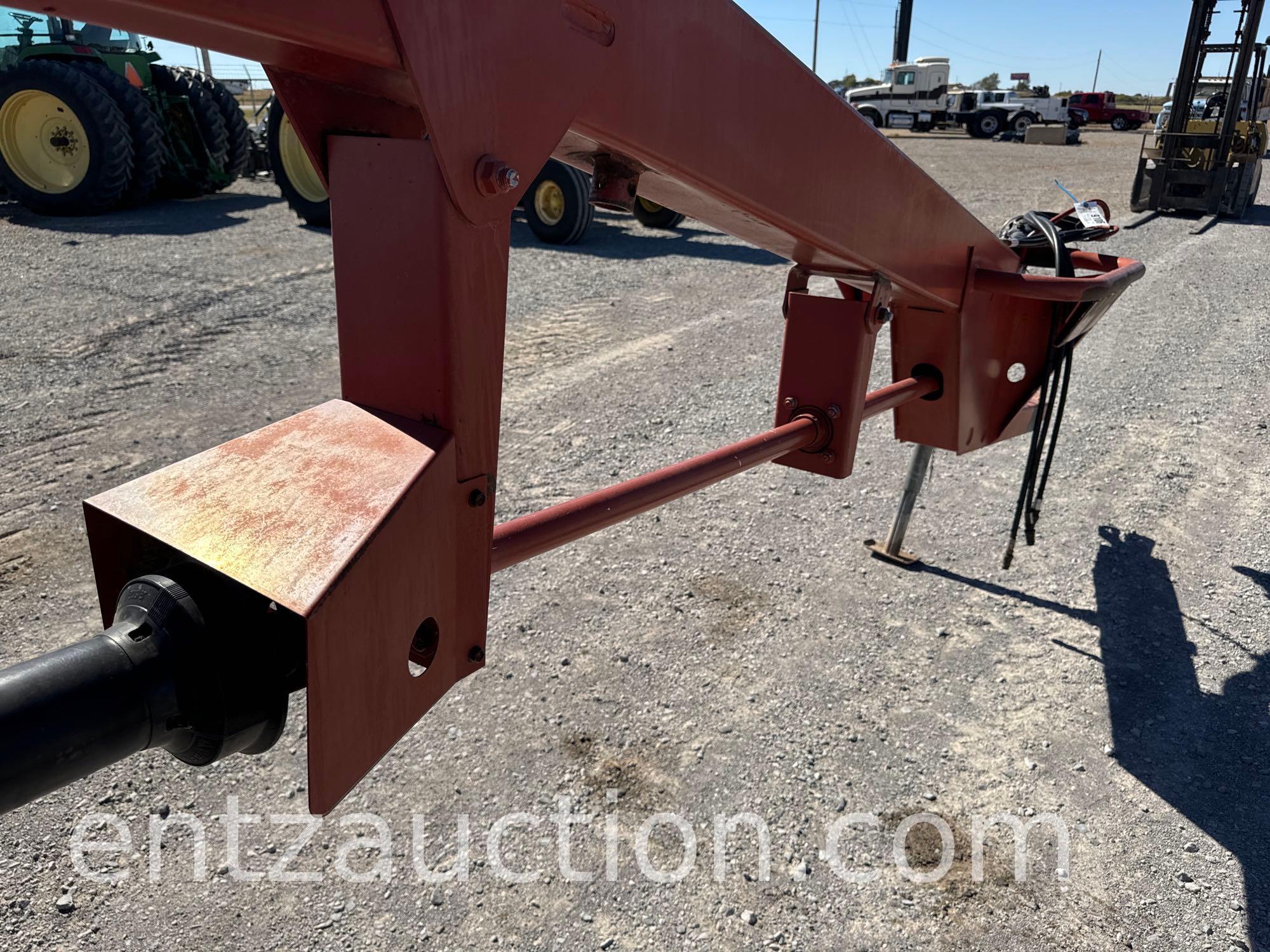 HESSTON 1340 SWATHER, PULL TYPE, 1000 PTO