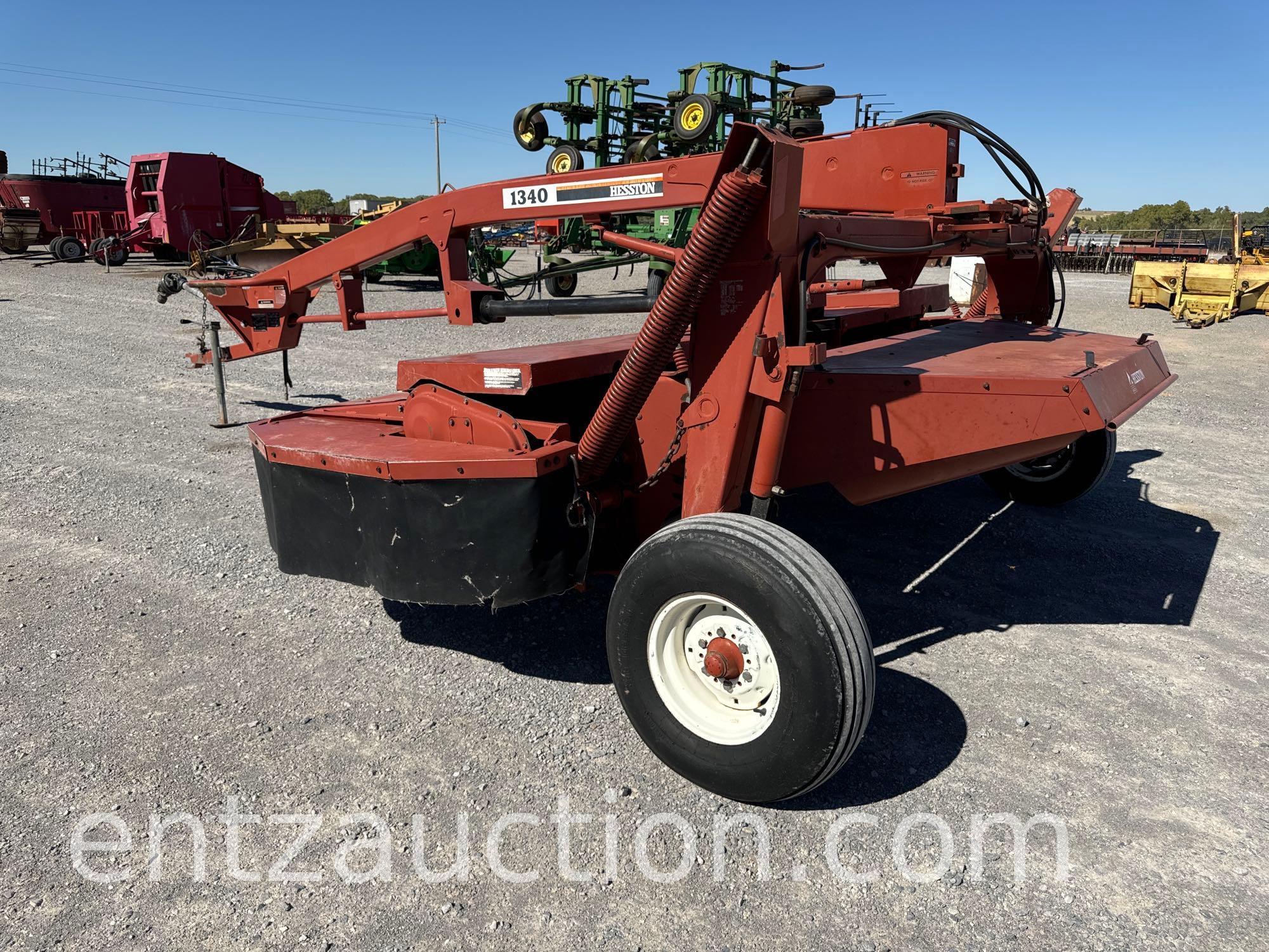 HESSTON 1340 SWATHER, PULL TYPE, 1000 PTO