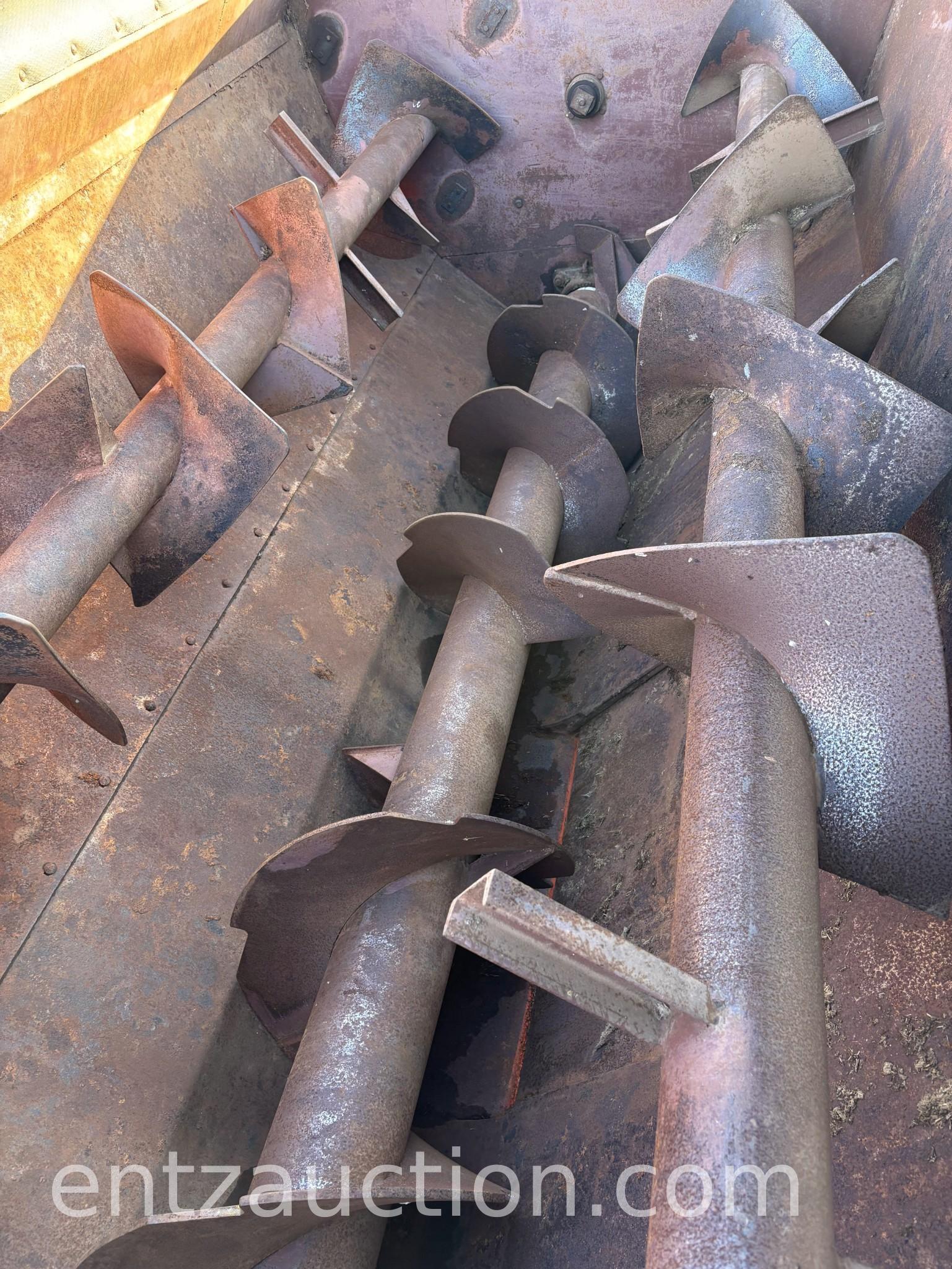 ENSILMIXER 370 FEED BOX, 3 AUGERS, LH DISCHARGE,