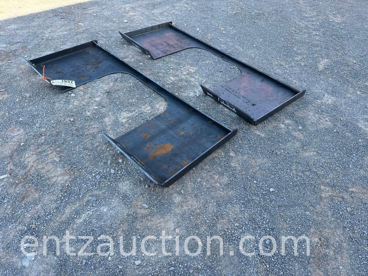 OPEN WELD ON SKID STEER PLATES, USSA