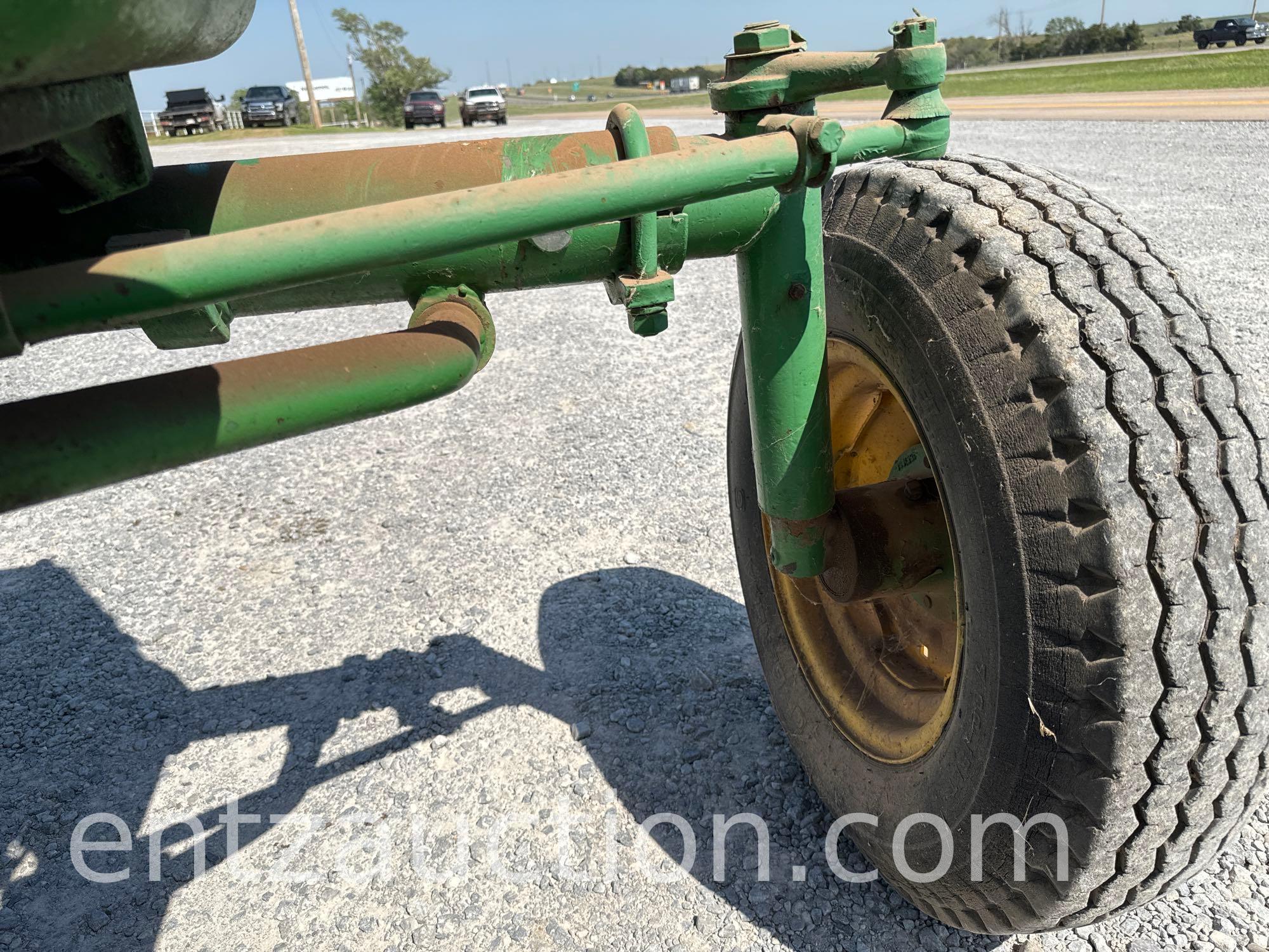 OLIVER TRACTOR, MODEL: 265-22329, 3PT,