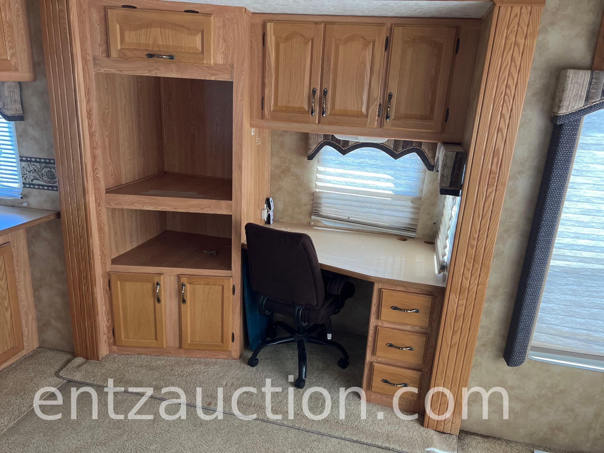 2006 KEYSTONE CHALLENGER 5TH WHEEL TRAVEL TRAILER,