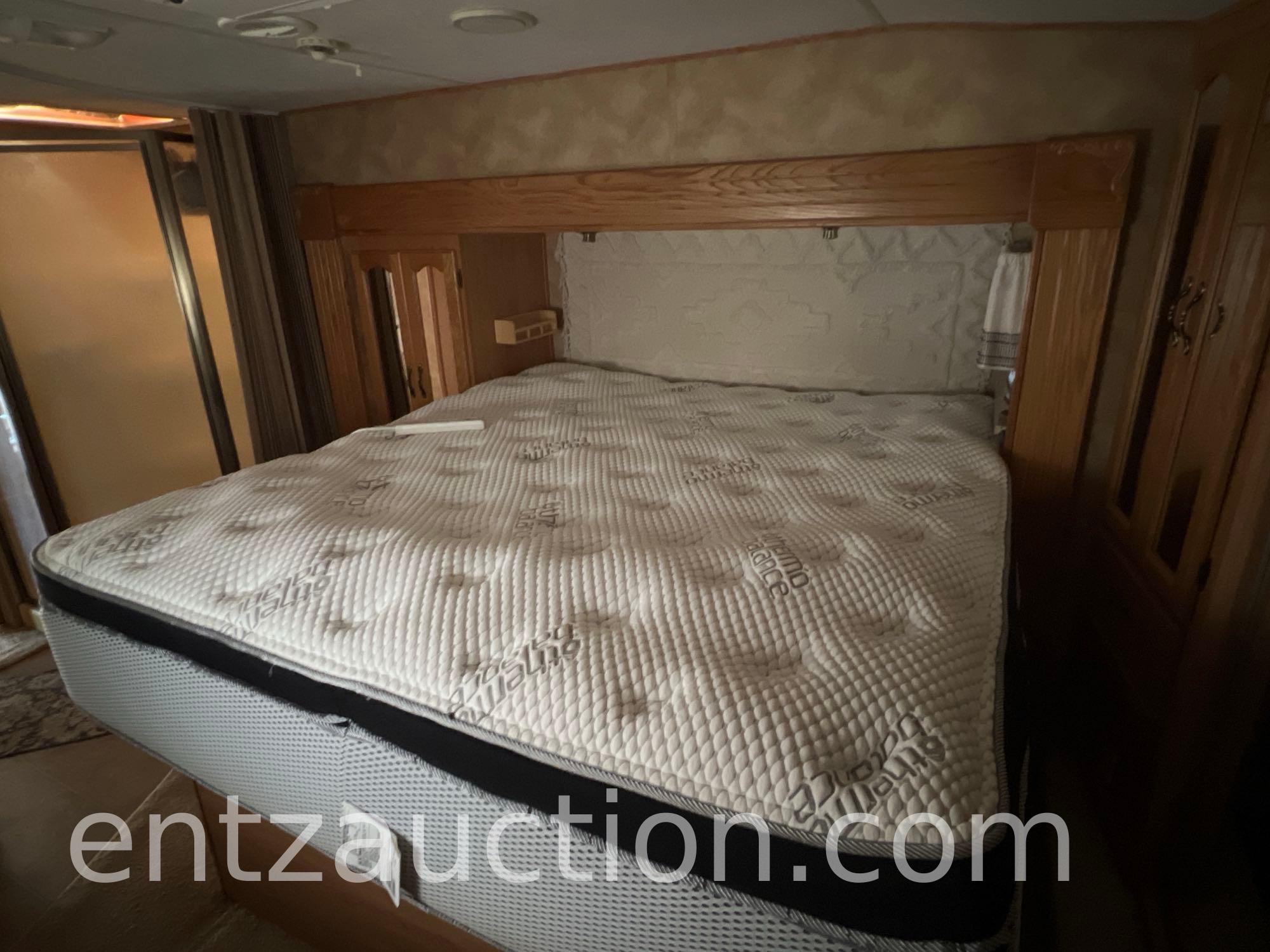 2006 KEYSTONE CHALLENGER 5TH WHEEL TRAVEL TRAILER,