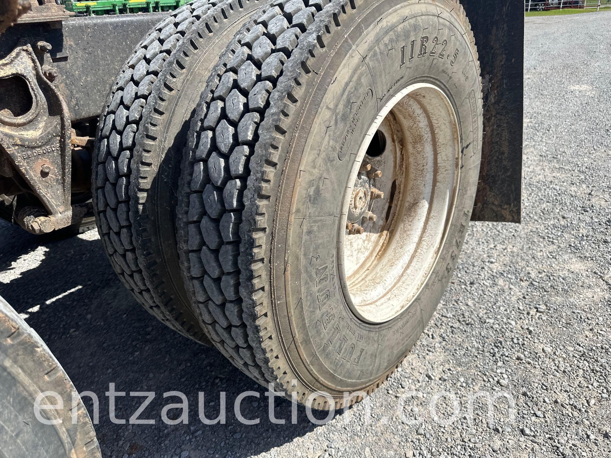 1999 INTERNATIONAL 9100 SEMI, DAY CAB,