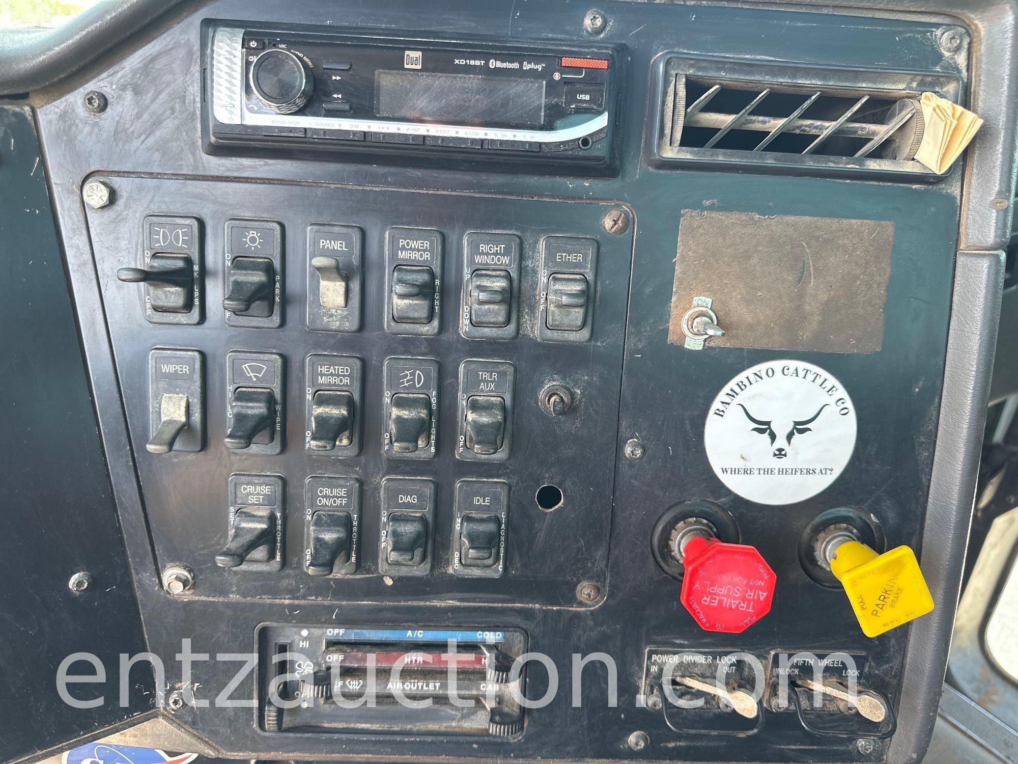1999 INTERNATIONAL 9100 SEMI, DAY CAB,