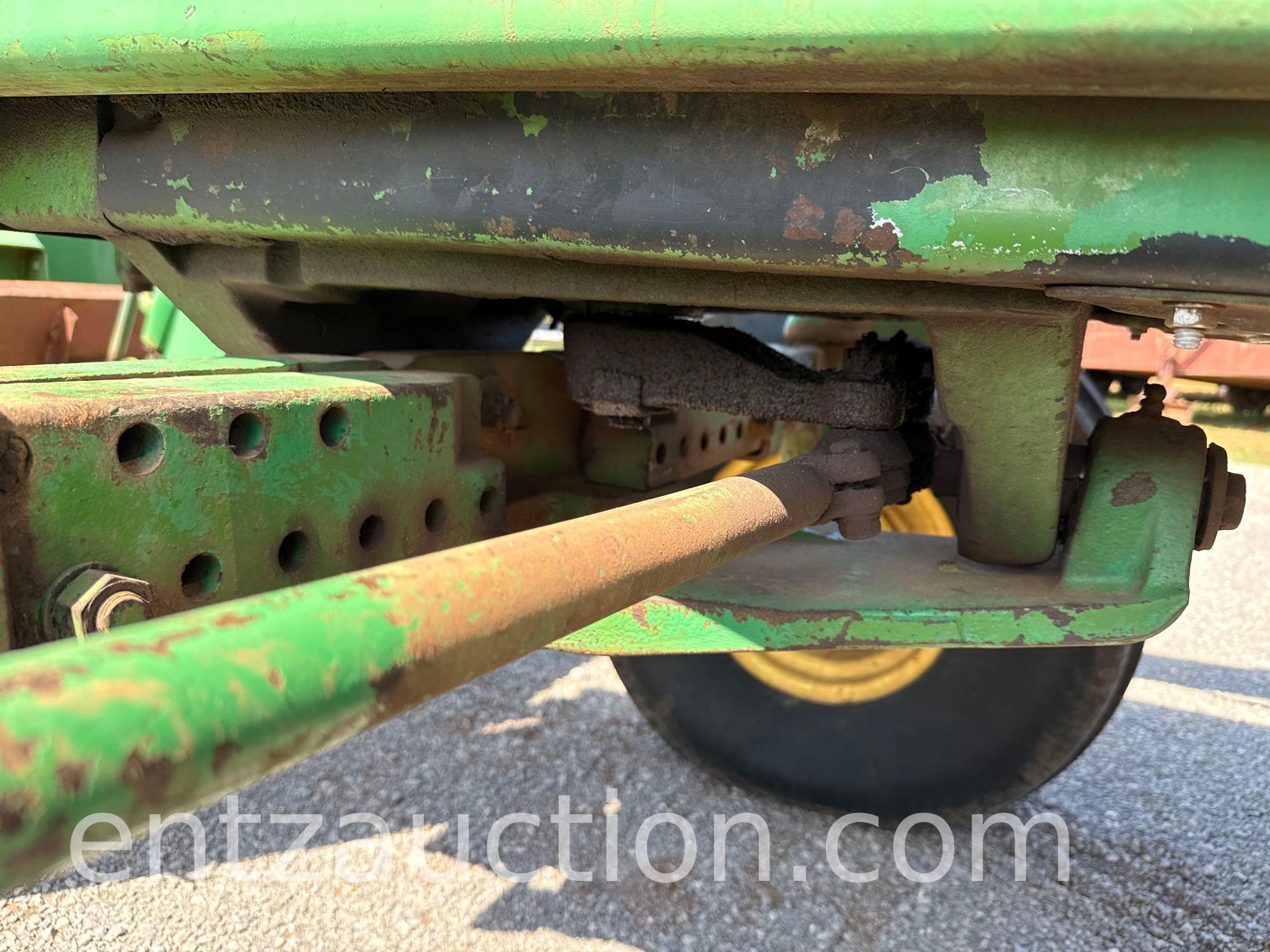 JD 4440 TRACTOR, QUAD RANGE, 3PT, PTO,