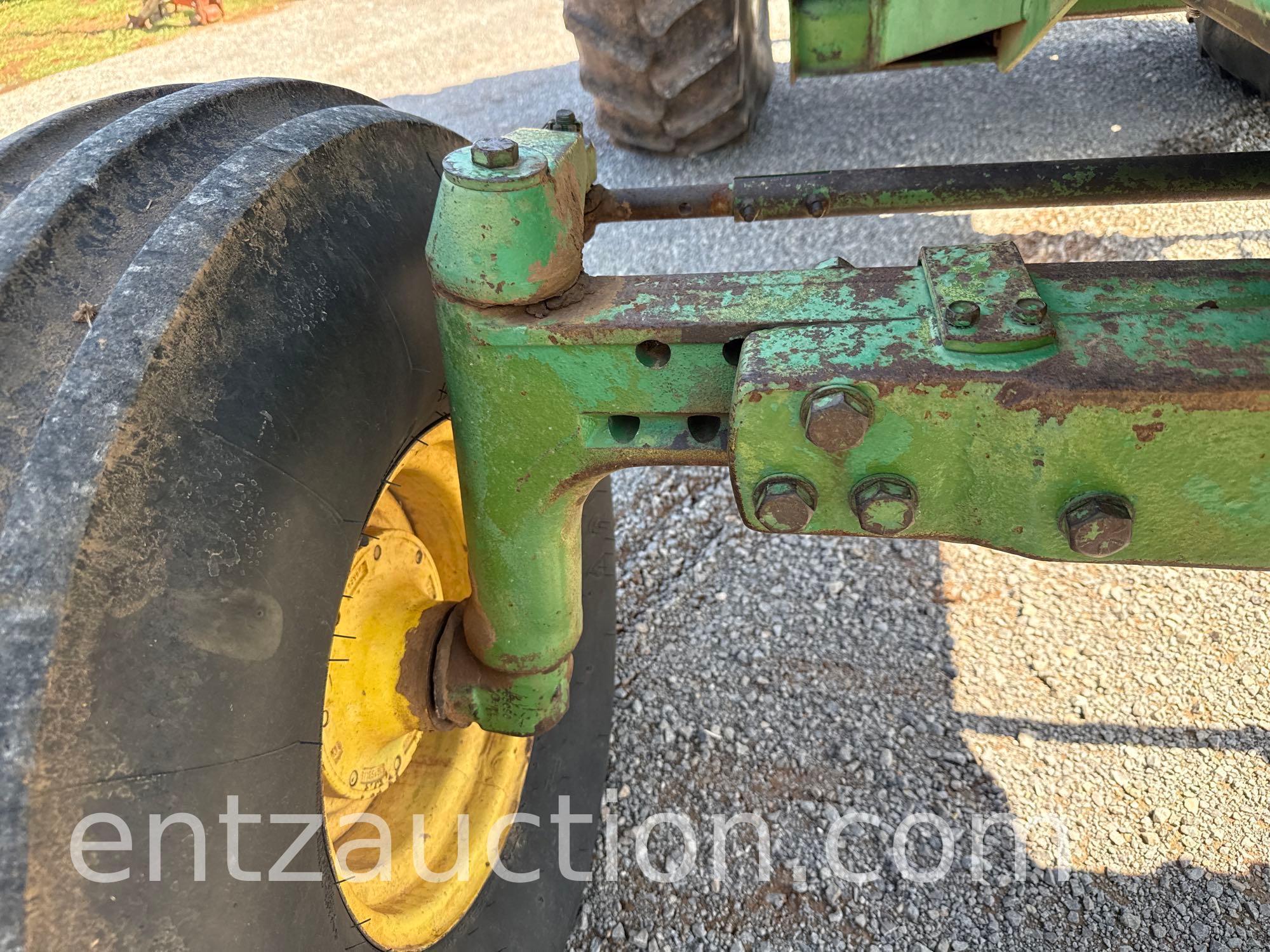JD 4440 TRACTOR, QUAD RANGE, 3PT, PTO,