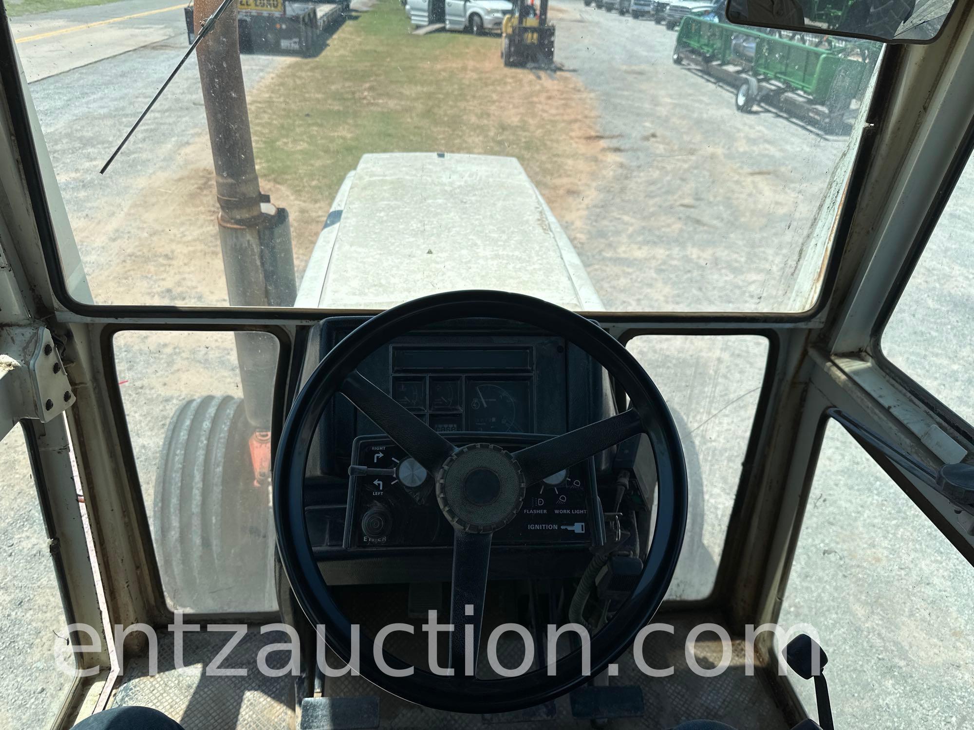1979 CASE 2590 TRACTOR, 3PT, PTO, 2 HYD.,