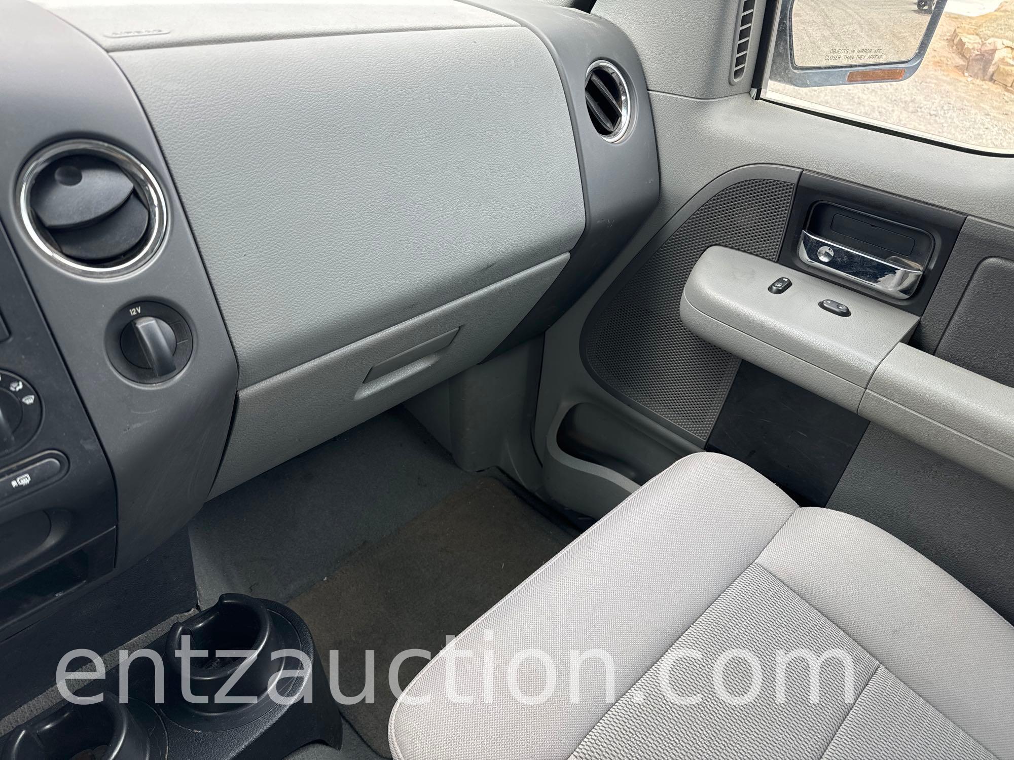 2005 FORD F150 PICKUP, EXT. CAB, AUTO,