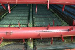Gehl 970 Forage Box, 12 Ton Running Gear,  16', 540 PTO