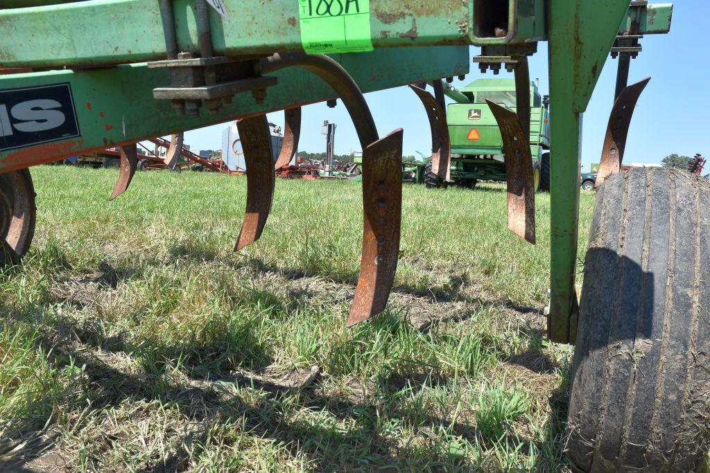 Deutz Allis 11' Chisel Plow, 9 Shank
