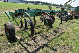 Deutz Allis 11' Chisel Plow, 9 Shank