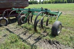 Deutz Allis 11' Chisel Plow, 9 Shank