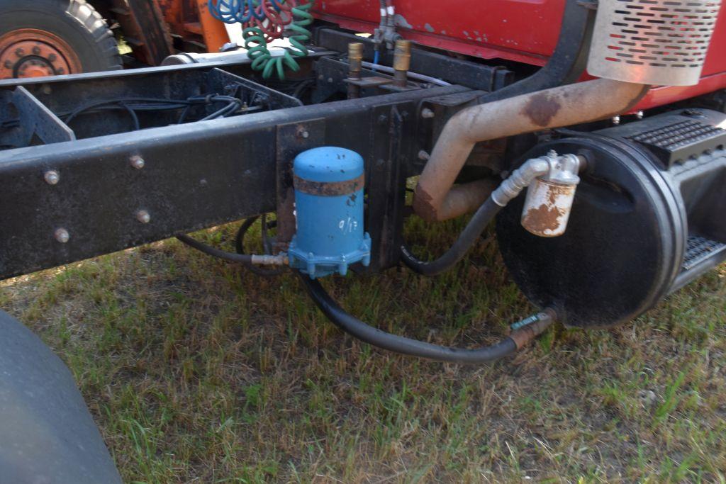 1992 Day Cab Mack, Tandem Axle, 6 Speed, Wet  Kit, 22.5 Tires, Spring Ride, Mack Engine,  300 HP, 90