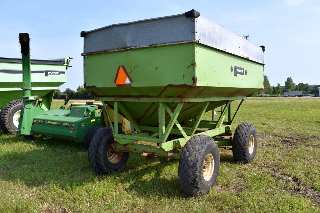 Parker 2500 Gravity Box, 315 Bushel, With  Parker 12 Ton Running Gear