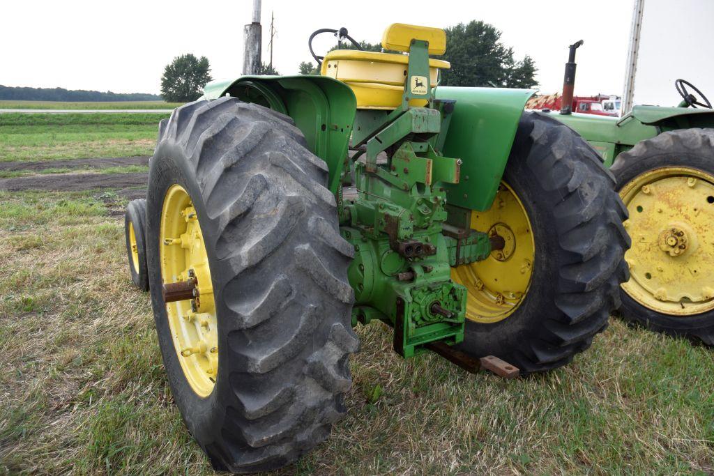 1971 John Deere 3020, Gas Fenders, 2wd, Open  Station, Posi Rear End, Synchro, Single  Hydraulic, 3