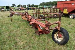 Massey Ferguson 880 Plow, 8x18's, On-Land  Hitch, Auto Reset