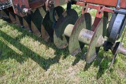 Kewanee Model 295 Disc Chisel, 12', 9 Shank,  Rock Flex Front Gang