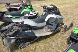 2007 Artic Cat F6 Snowmobile, EFI, 3,702  Miles, New Carbides, Runs Good, With Cover