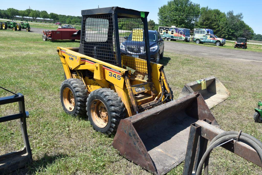 Mustang 345 Skid Loader, T Bar Steer,