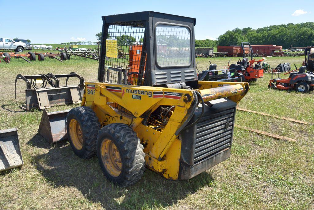 Mustang 345 Skid Loader, T Bar Steer,