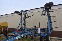 DMI Nutri-Placr 4200 Anhydrous Tool Bar, 42', 17 Knife, Broken/Welded Frame, For Parts Only