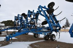 DMI Nutri-Placr 5300 Anhydrous Tool Bar, 52', 19 Shank, NH3 Cooler With Raven Monitor, Walking Tande