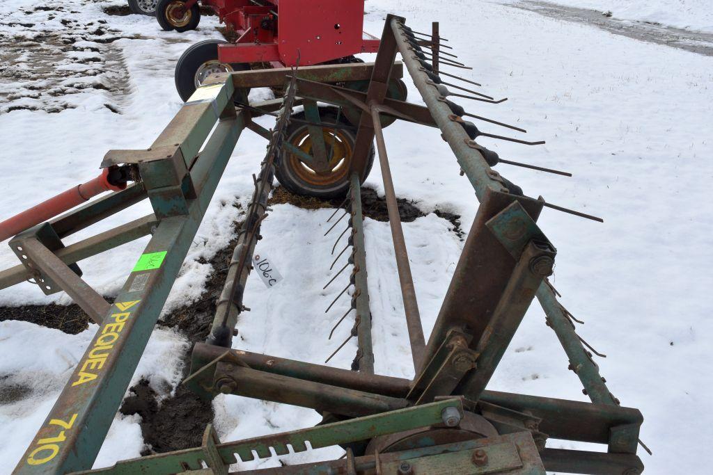 Pequea Model 710 Hay Tedder, 540 PTO