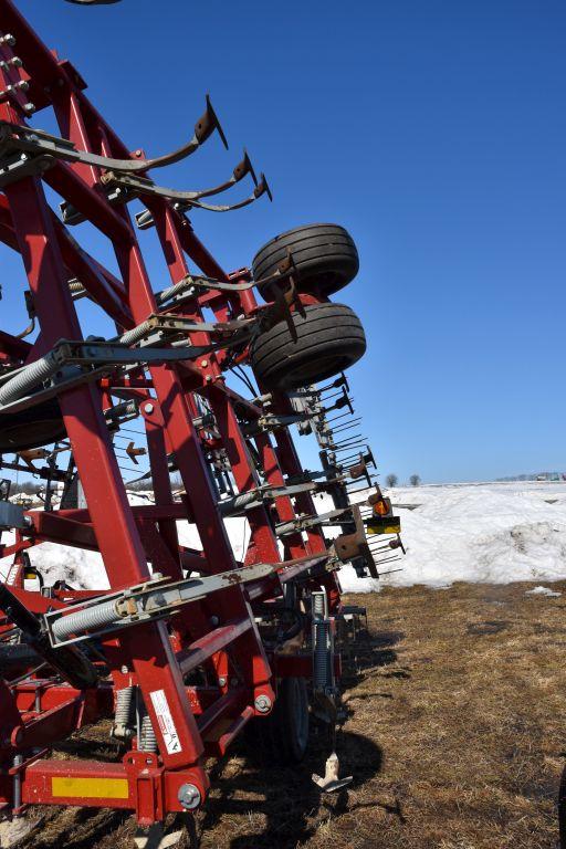 Wil Rich QX2 Field Cultivator, 42.5', Depth Contr