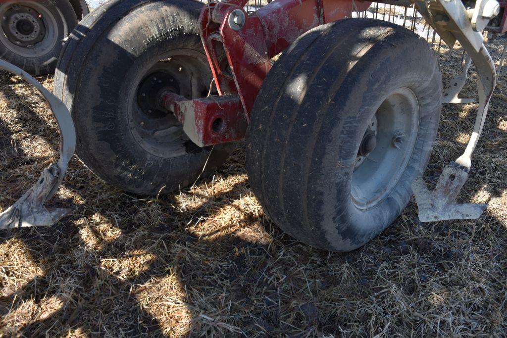 Wil Rich QX2 Field Cultivator, 42.5', Depth Contr