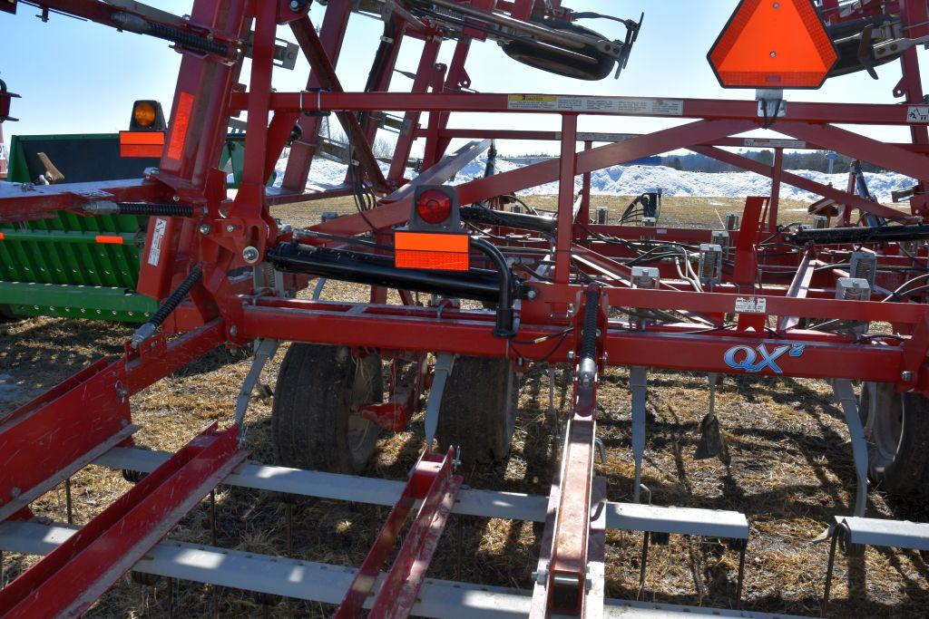 Wil Rich QX2 Field Cultivator, 42.5', Depth Contr