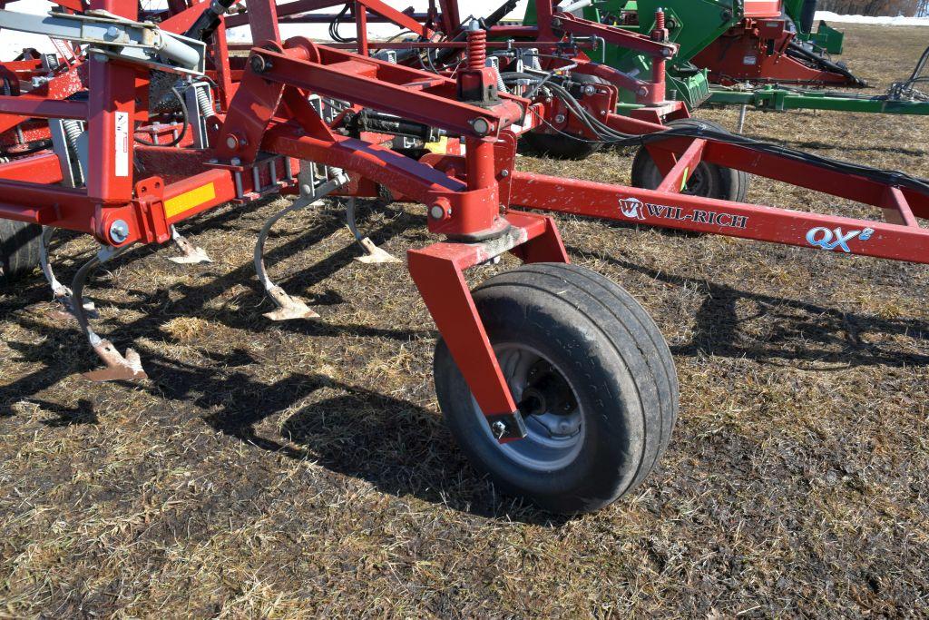 Wil Rich QX2 Field Cultivator, 42.5', Depth Contr