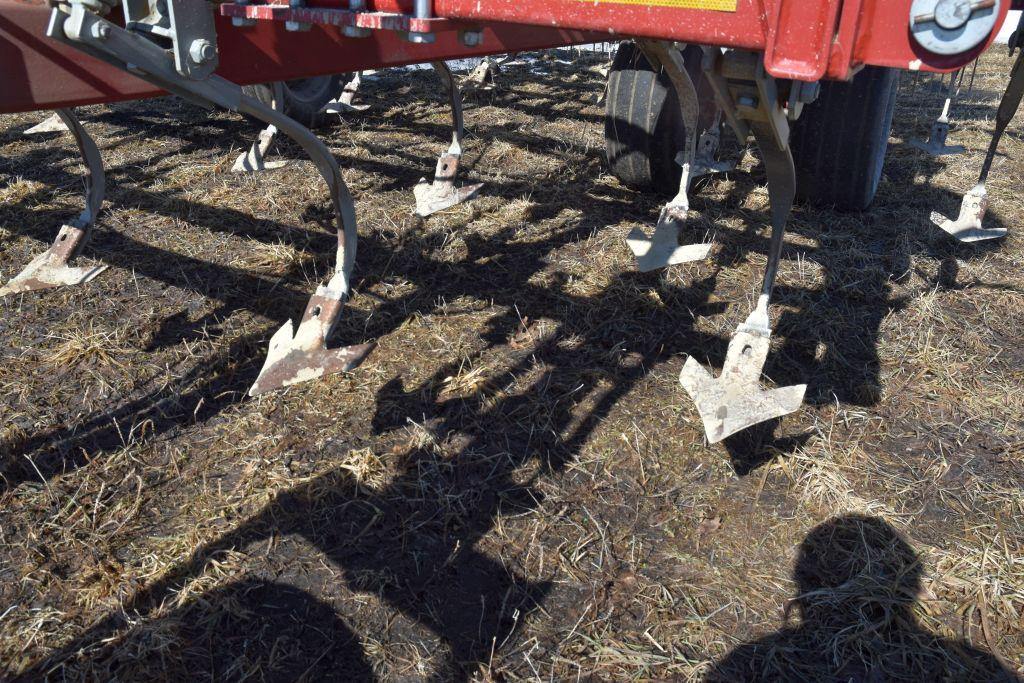 Wil Rich QX2 Field Cultivator, 42.5', Depth Contr