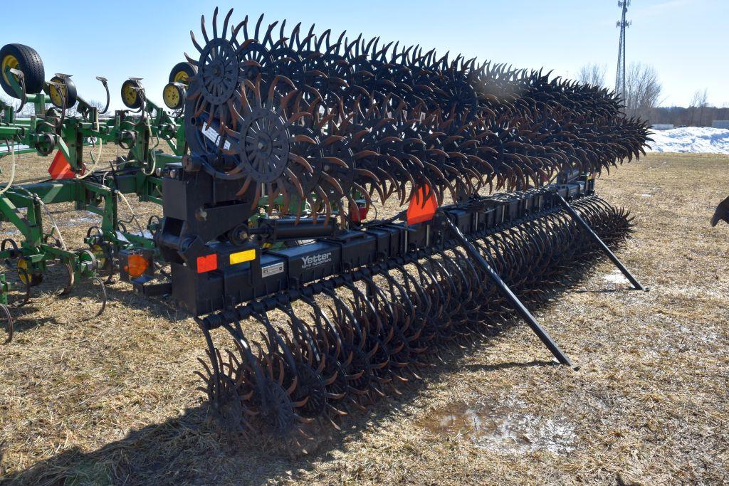 Yetter 3541 Rotary Hoe, 41', Gauge Wheels, Light