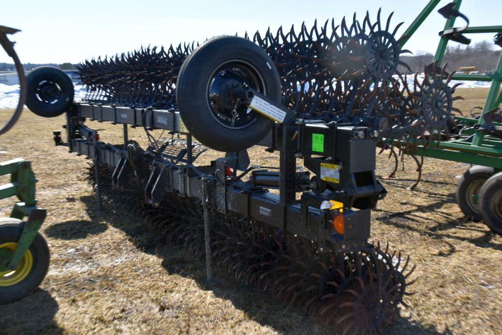 Yetter 3541 Rotary Hoe, 41', Gauge Wheels, Light