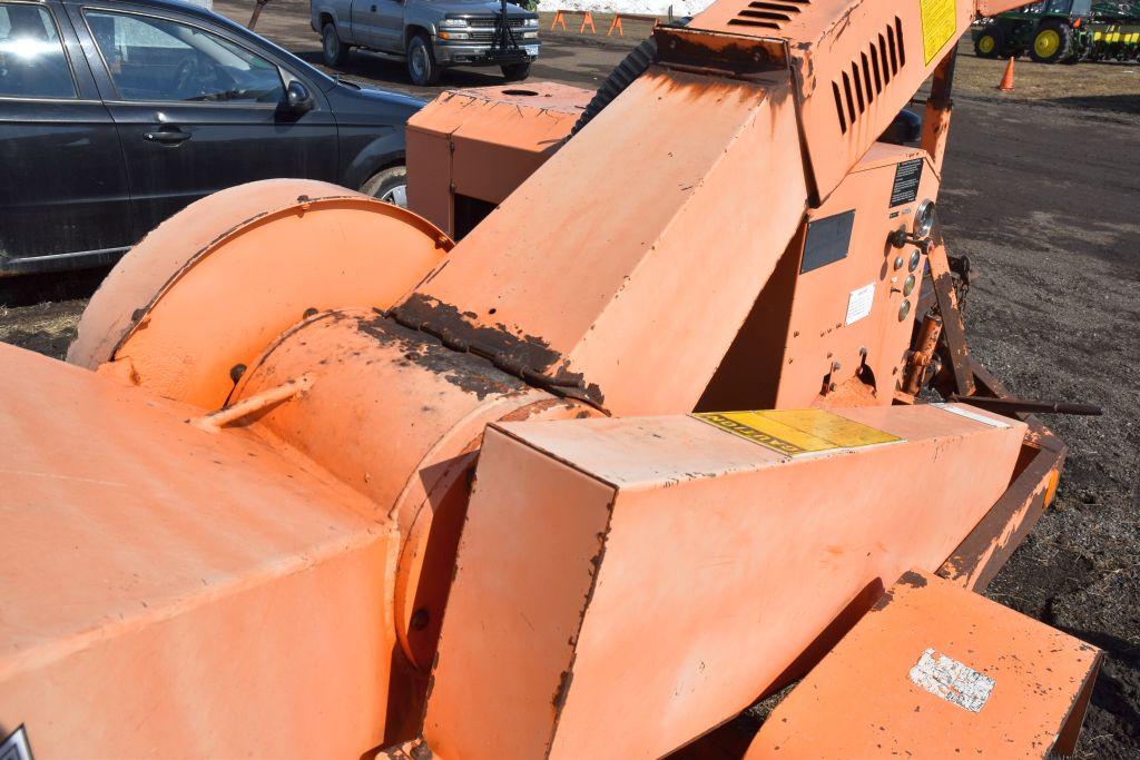 Asplundh Wood Chipper, Single Axle, 2218 Hours,
