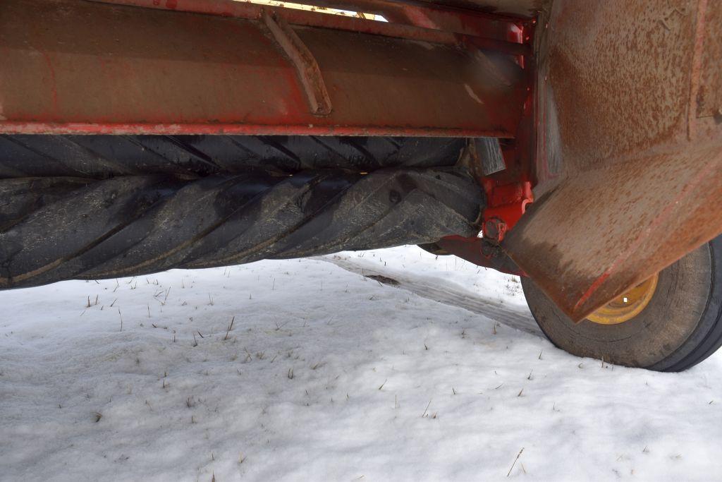 New Holland 499 Center Pivot, 12', Good Rolls, 54