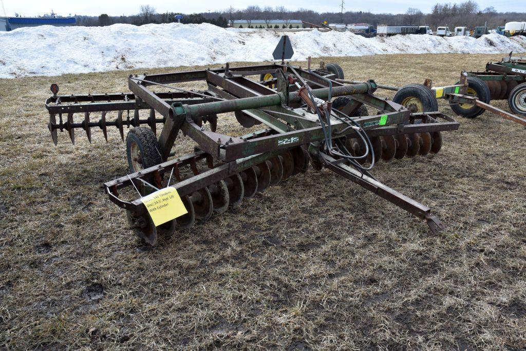Oliver 242 Tandem Disc, 14.5', Hyd. Lift With Cyl