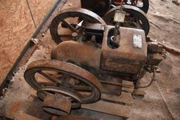 McCormick Deering Hit And Miss Engine, 1.5HP, SN:W96226, Has Wyco Mag, Oiler, Pulley, Motor Is Free,